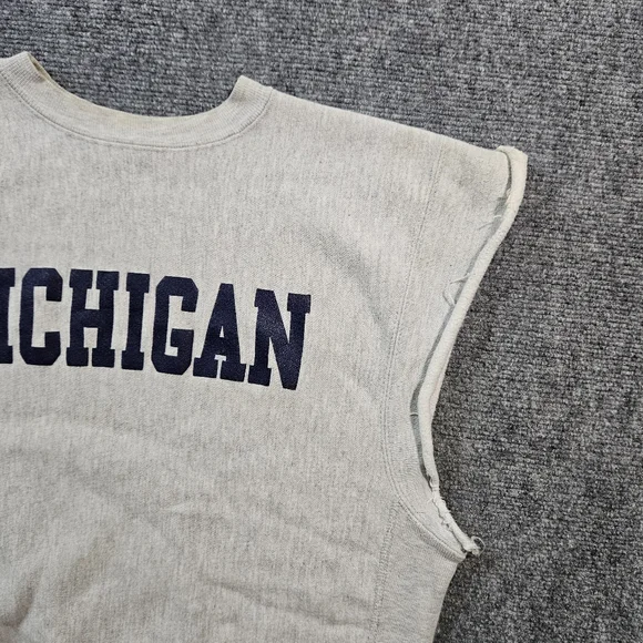 Vintage Champion Reverse Weave Michigan Cut-Off Sleeveless Sweatshirt XL - Picture 4 of 10